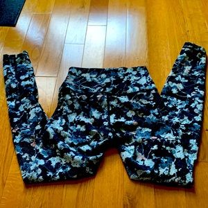 Black, floral Lululemon align leggings, 7/8th length